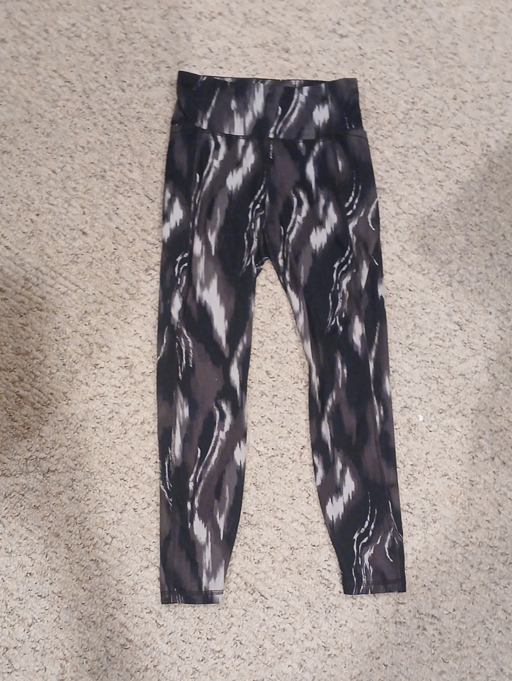 all in motion Black & Gray Abstract High-Waist Leggings